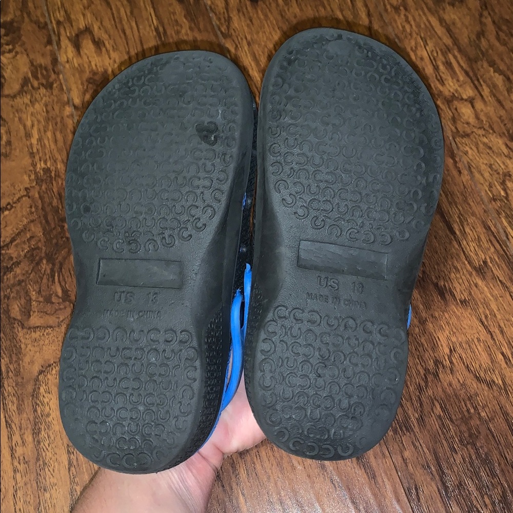 "Croc" clogs - Picture 4 of 7